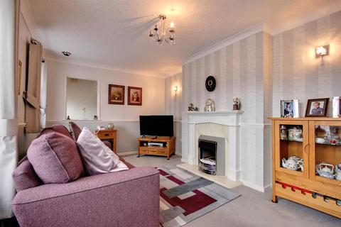 2 bedroom detached bungalow for sale, The Lawns, Anlaby, Hull