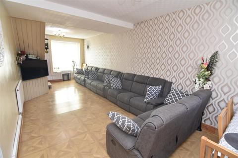 4 bedroom terraced house for sale, Drews Lane, Ward End, Birmingham