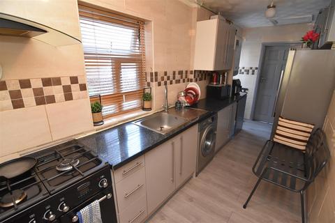 4 bedroom terraced house for sale, Drews Lane, Ward End, Birmingham