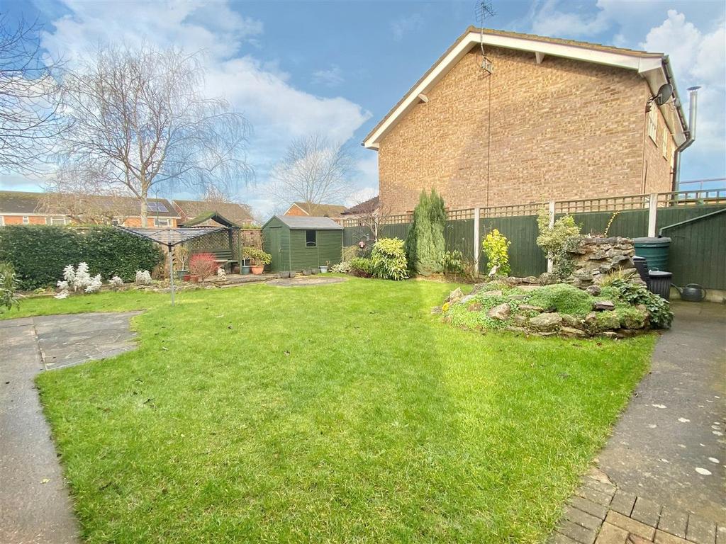 Garden 1.jpg