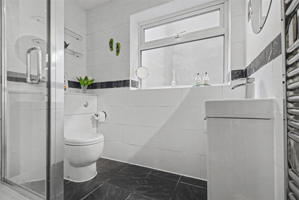 Shower Room.jpeg