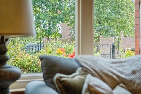 3 bedroom terraced house for sale, The Park, Penketh, Warrington, Cheshire, WA5