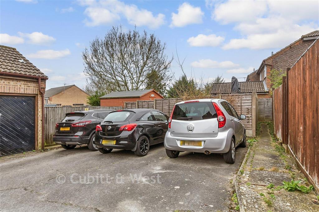 Driveway/Parking