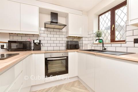 2 bedroom terraced house for sale, Morston Close, Tadworth, Surrey