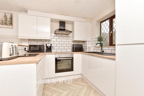 2 bedroom terraced house for sale, Morston Close, Tadworth KT20