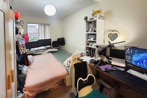 1 bedroom flat for sale, Gilmartin Grove, Kensington, Liverpool, L6