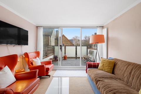 1 bedroom flat for sale, Delorme Street, Hammersmith, London