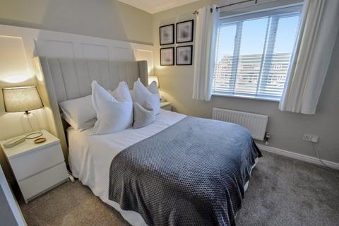 2 bedroom end of terrace house for sale, Shorefields, Rainham, Gillingham, ME8