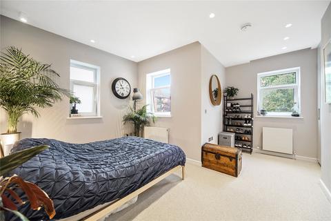 1 bedroom flat for sale, Heather Close, London