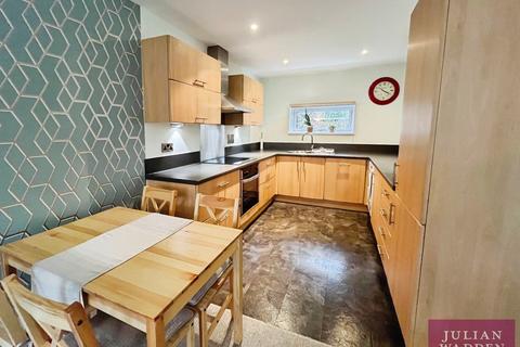 undefined, Nell Lane, West Didsbury, Manchester, M20