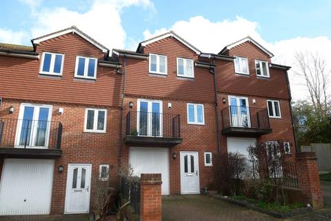 undefined, Ashtree Court, Chatham, Kent