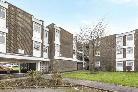 2 bedroom flat to rent, Red Road, Borehamwood