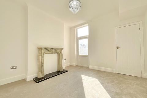 3 bedroom semi-detached house for sale, Wennington Road, Southport PR9