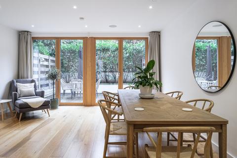 4 bedroom terraced house for sale, Compton Avenue, Canonbury, Islington, London