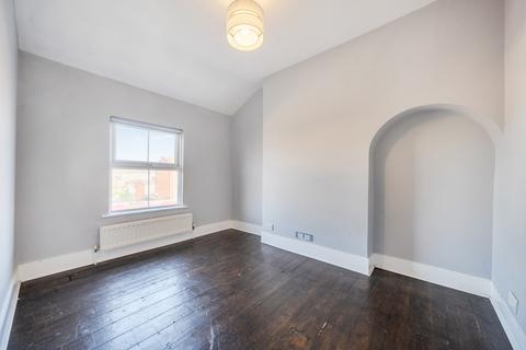 undefined, Croydon Road, London