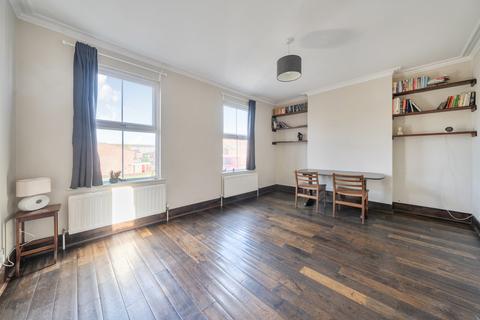 undefined, Croydon Road, London