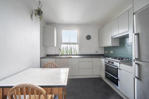 3 bedroom apartment for sale, Croydon Road, London