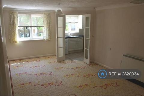 1 bedroom flat to rent, Katherine Court, Camberley, GU15