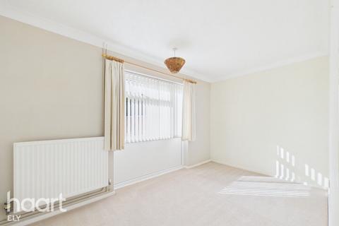 undefined, Stewards Lane, Sutton