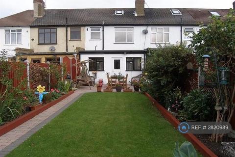 undefined, Amery Gardens, Romford, RM2