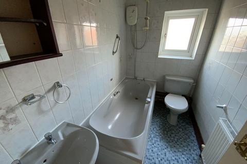 2 bedroom terraced house for sale, Bolton Road, Bolton BL4