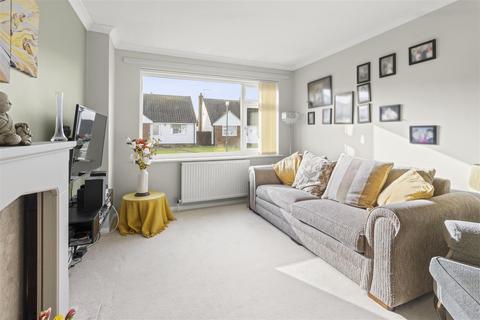 2 bedroom detached bungalow for sale, Went Hill Gardens, Eastbourne BN22