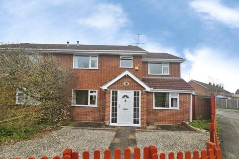 undefined, Vigo Lane, Yateley GU46