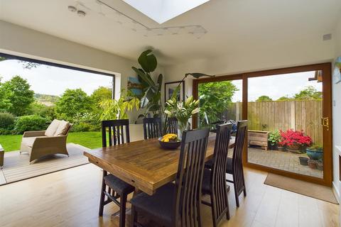 4 bedroom detached house for sale, Park Dingle, Bewdley