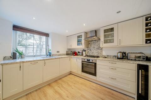2 bedroom house for sale, Straightsmouth, London
