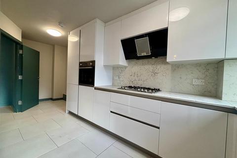 undefined, Kingsland, Broxwood Way, London