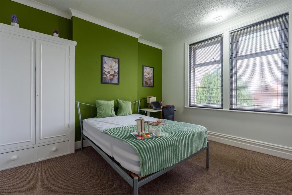 Room 3.jpg