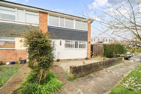 3 bedroom semi-detached house for sale - Rowan Close, Portslade BN41