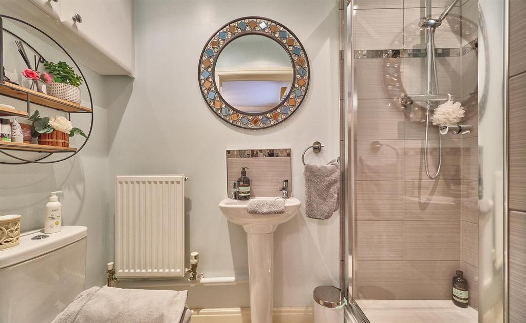 En Suite Shower Room