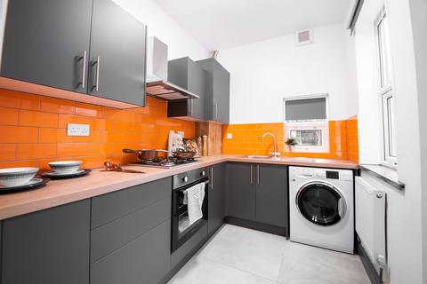 4 bedroom terraced house to rent, Denham Road, Sheffield S11