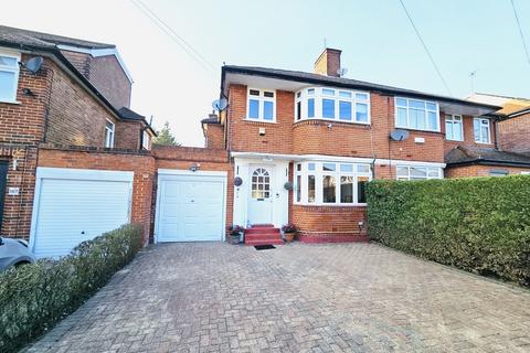 3 bedroom semi-detached house for sale, Francklyn Gardens, Edgware HA8
