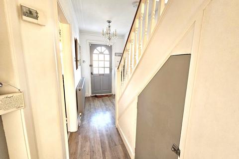 3 bedroom semi-detached house for sale, Francklyn Gardens, Edgware HA8
