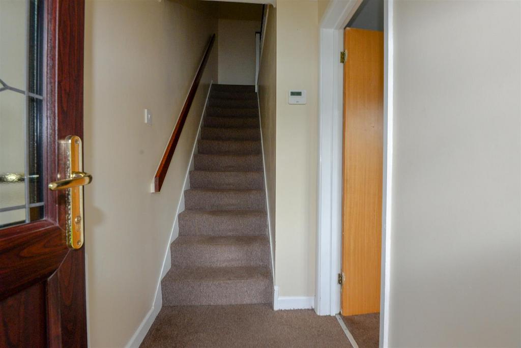 Hall 1.jpg
