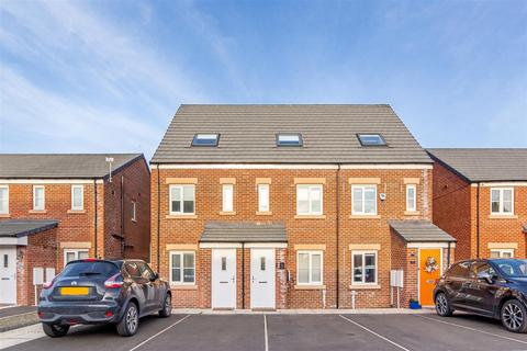 undefined, Emblehope Grove, Blyth NE24
