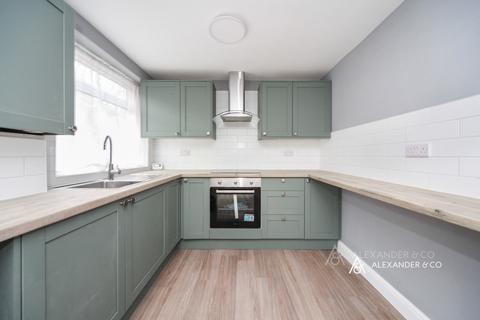 undefined, Victoria Street, Bedfordshire LU6