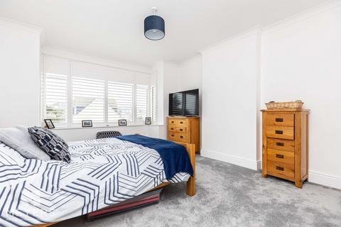 4 bedroom detached house for sale, Hengistbury Road, Bournemouth, BH6 4