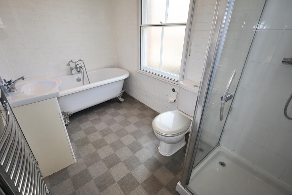 Ensuite