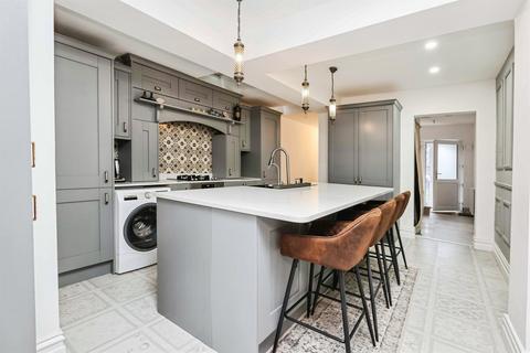 4 bedroom semi-detached house for sale, Blakesley Road, Birmingham