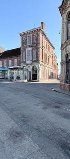 Property to rent - High Street, Horncastle, Lincolnshire