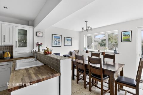 4 bedroom end of terrace house for sale, Oakdene Road, Brockham, BETCHWORTH
