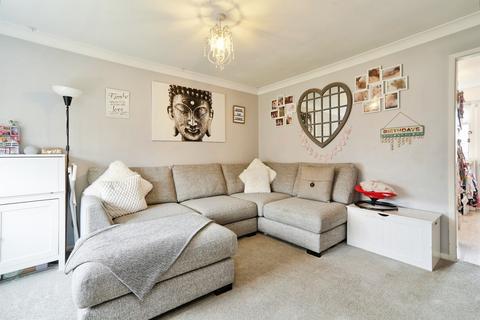 3 bedroom terraced house for sale, Church Avenue, Horsforth, Leeds