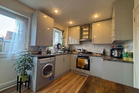 2 bedroom terraced house for sale, Dorking Place, Shenley Brook End, MK5