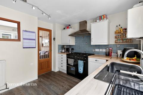 2 bedroom terraced house for sale, Abinger Close, North Holmwood, Dorking