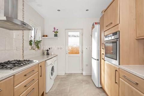 3 bedroom semi-detached house for sale, Beechcroft Avenue, New Malden