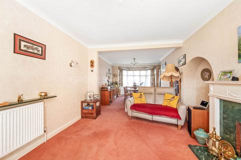 3 bedroom semi-detached house for sale, Beechcroft Avenue, New Malden