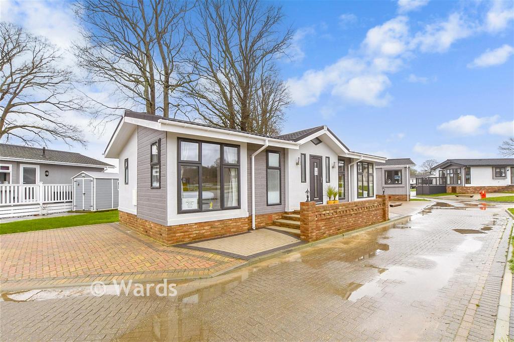 House in Ashford - View 2